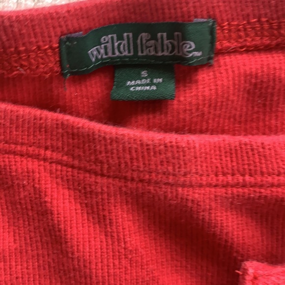 2 bodysuits - Picture 6 of 7